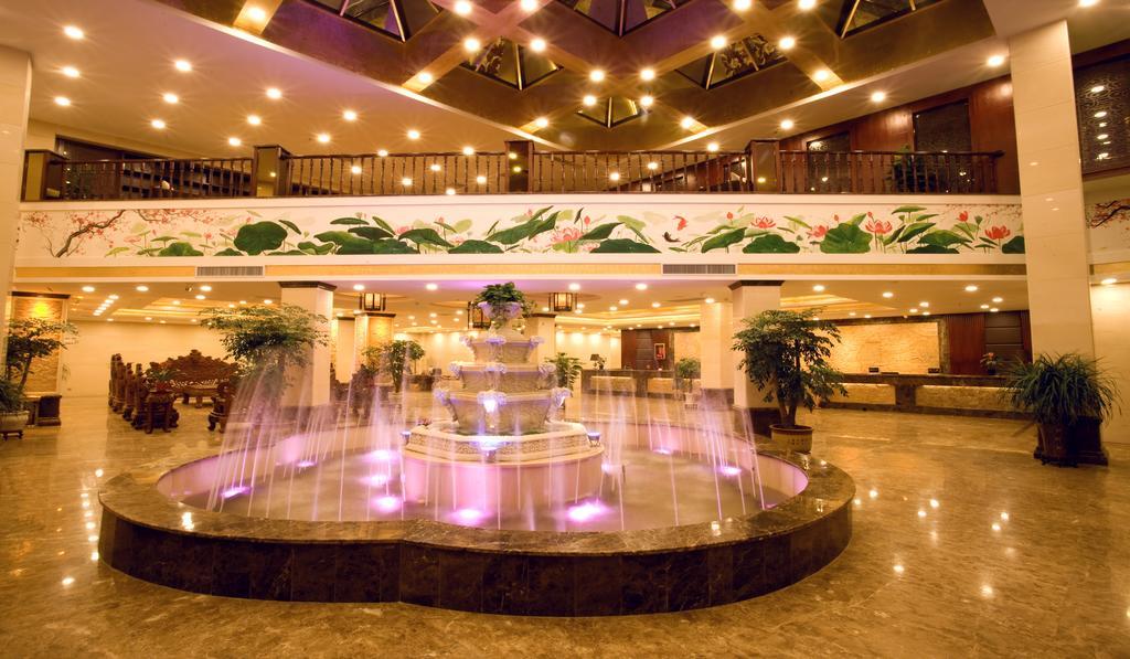 Guilin Golden Crown International Hotel Exterior photo