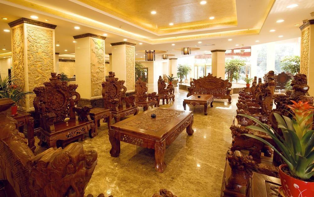 Guilin Golden Crown International Hotel Exterior photo
